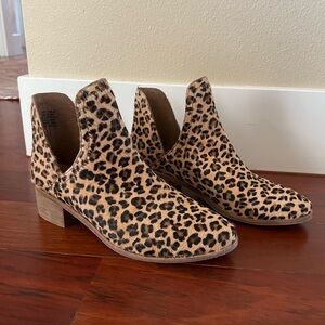 Leopard booties